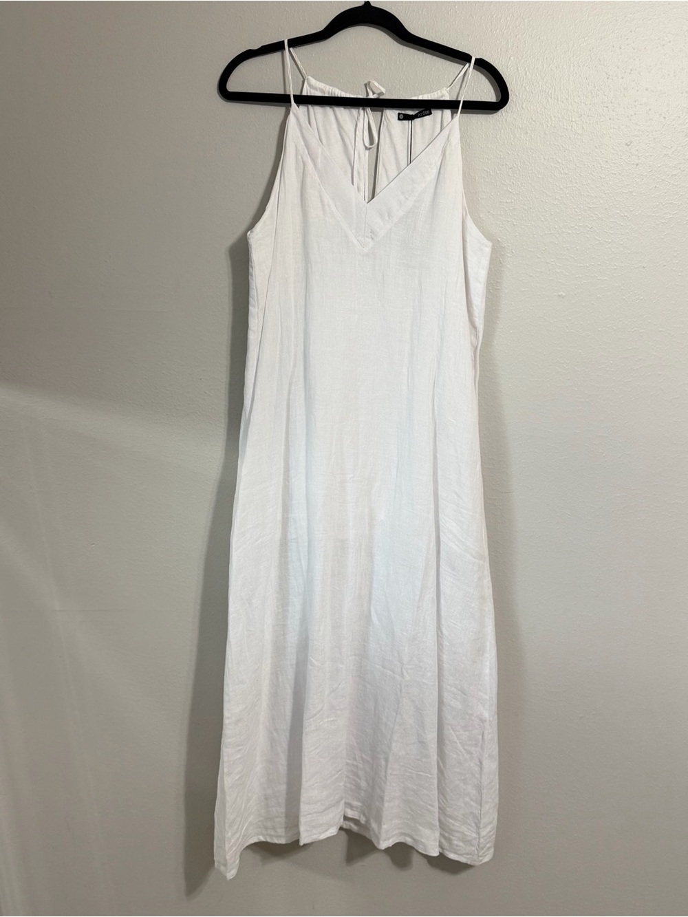 Krisa White Sleeveless Maxi Dress Size Large